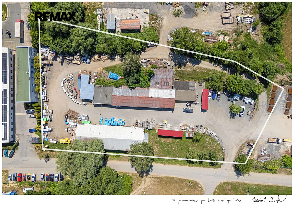 Prodej výrobní haly, prostoru 1047 m²